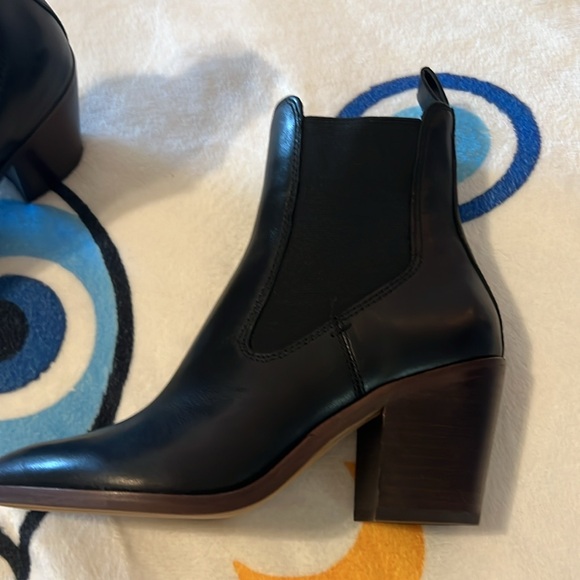 Sabil Black Leather Booties - Picture 3 of 4